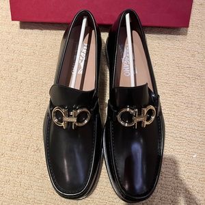 Mens Rolo Leather Ferragamo Loafers Brand New